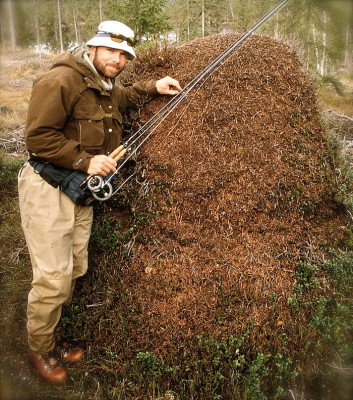 Lenth ved gigamaurtue i Nordmarka (noen år tilbake ...)